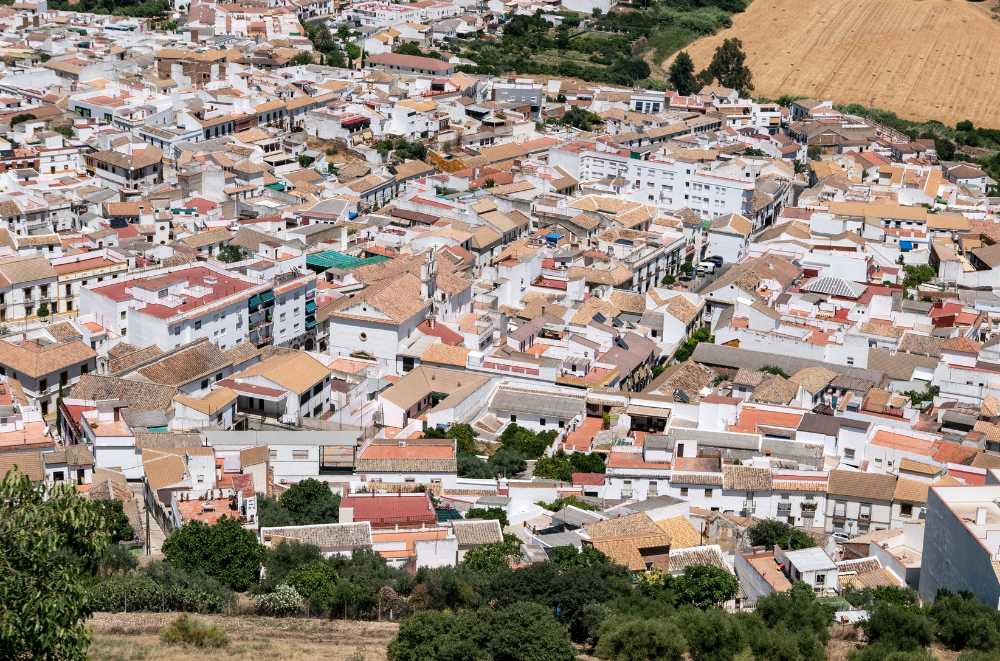 Picturesque Andalusian town Almodóvar del Río nestled below the Castillo Almodovar del Rio